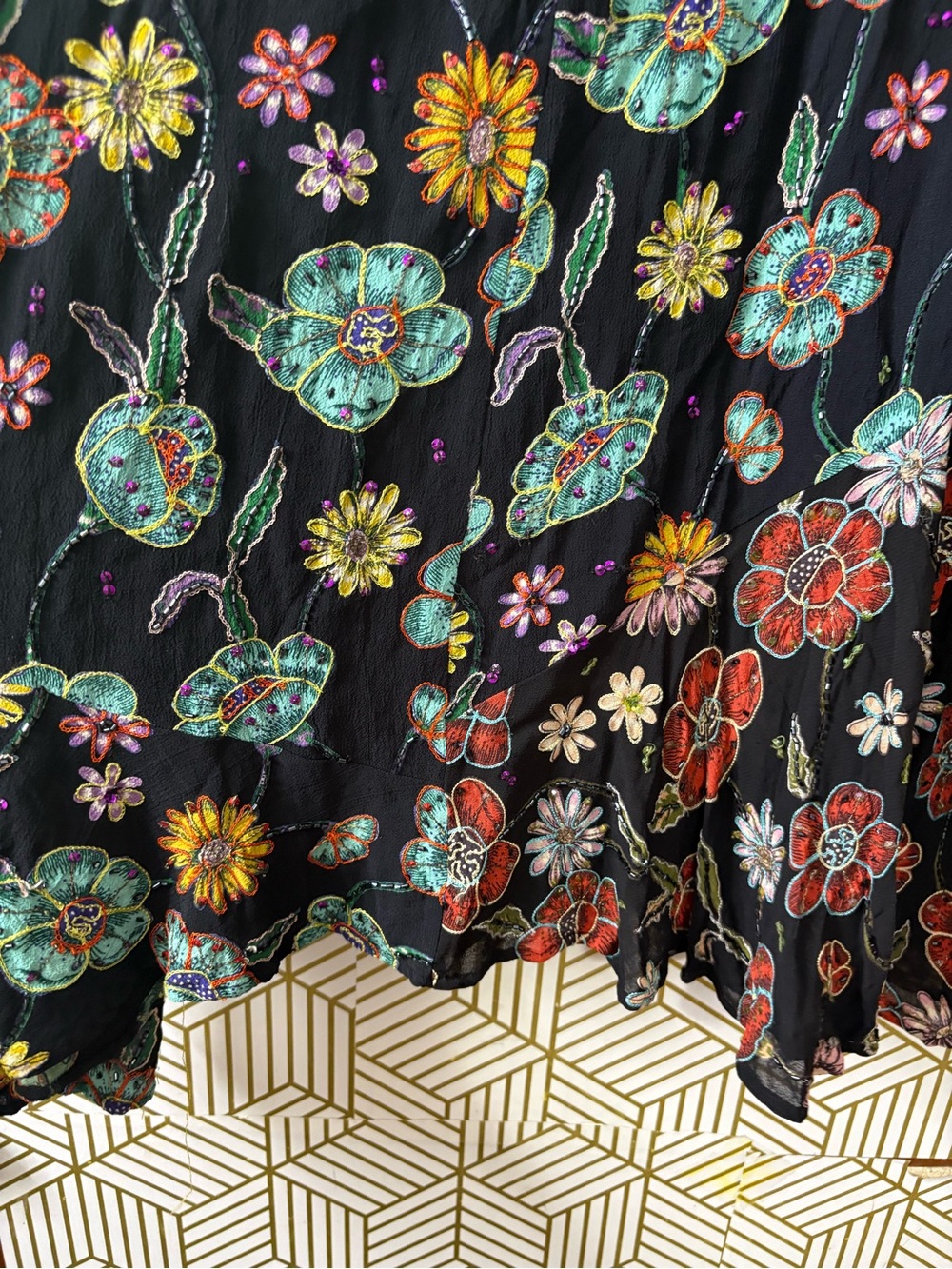 Chico's Black Floral Embroidered beaded skirt 16/18 - Picture 5 of 5
